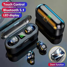 2022 Factory Price F9 TWS Mini Headphones Power LCD with LED Display Waterproof Charging Case Wireless Earbuds